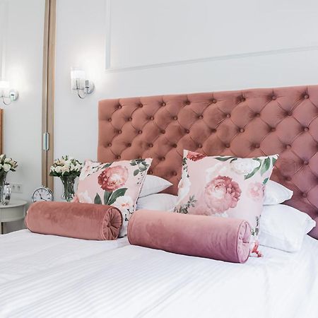 Warsaw Seasons By Alluxe Boutique Apartments Екстериор снимка