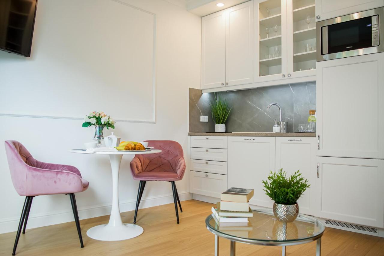 Warsaw Seasons By Alluxe Boutique Apartments Екстериор снимка