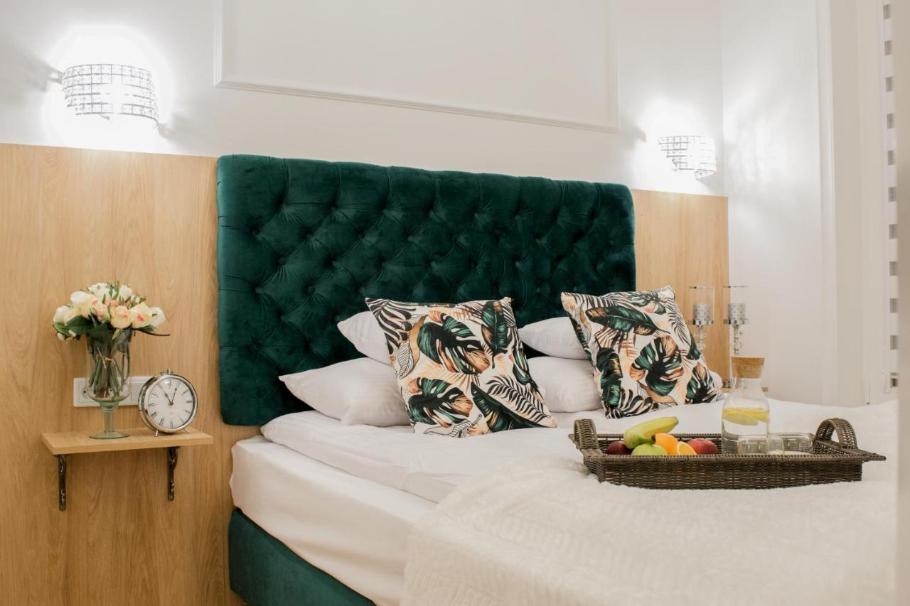 Warsaw Seasons By Alluxe Boutique Apartments Стая снимка