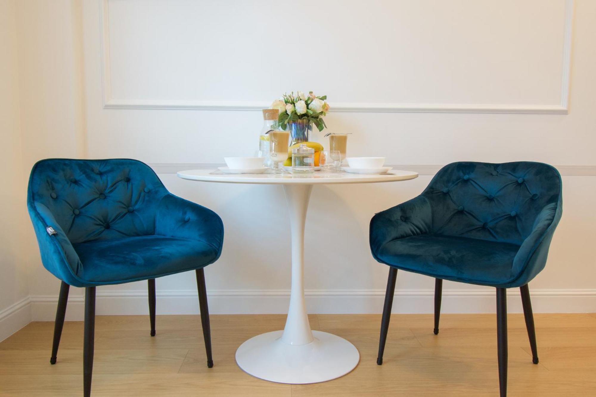 Warsaw Seasons By Alluxe Boutique Apartments Стая снимка
